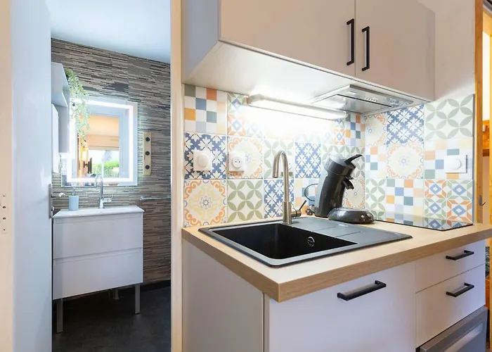 4 Personnes Calme, Proche Centre Et Commerces A - Fr-1-296-494